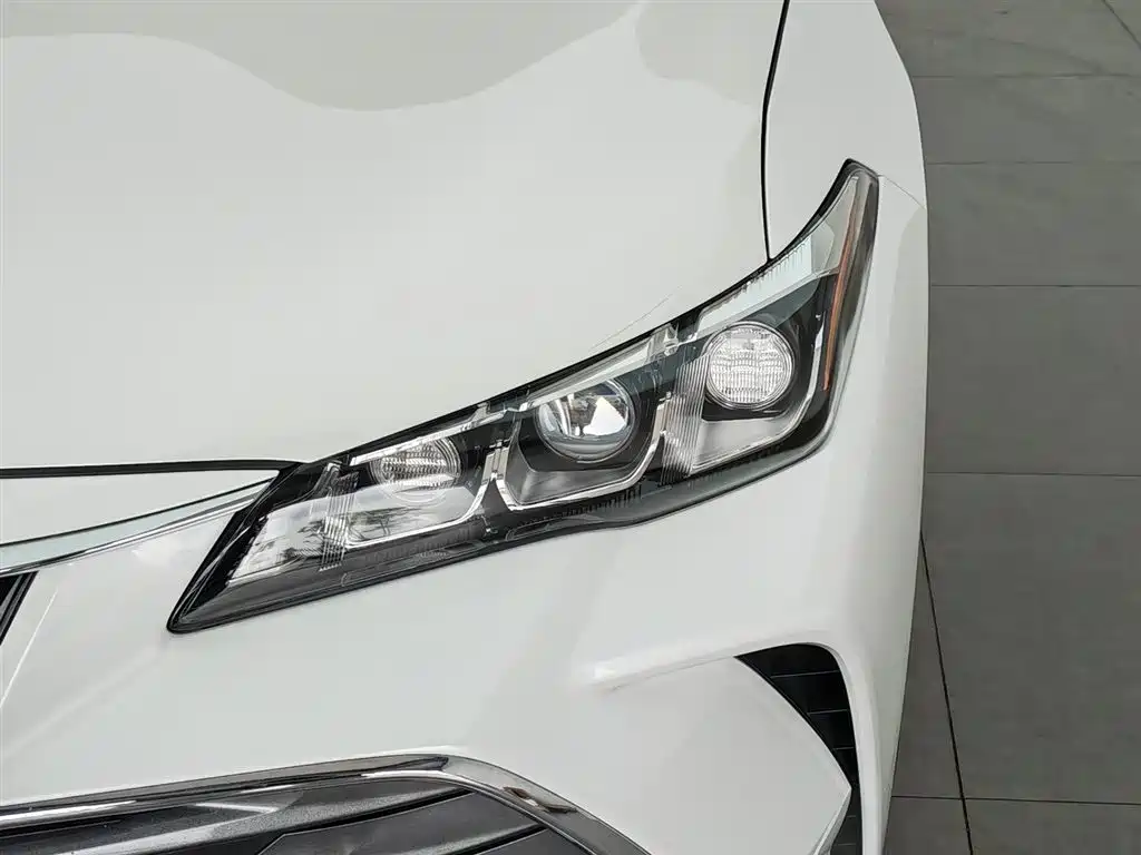 Toyota Avalon 2019 2.5L Luxury VI