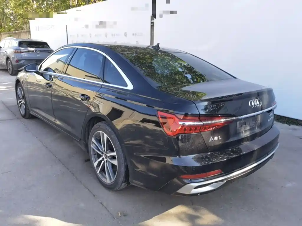 Audi A6L 2023 — фото 4
