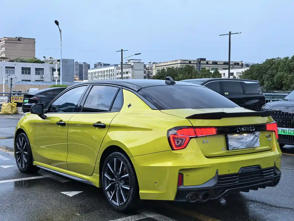 Lynk & Co 03 — миниатюра 11