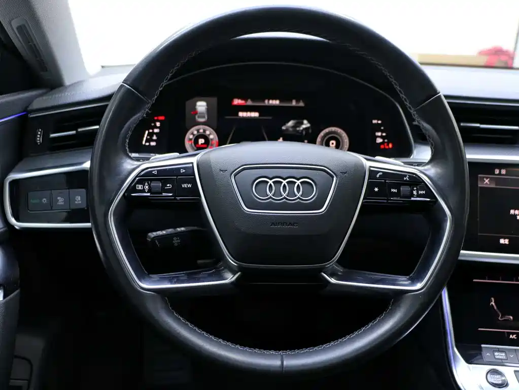 AUDI A7L