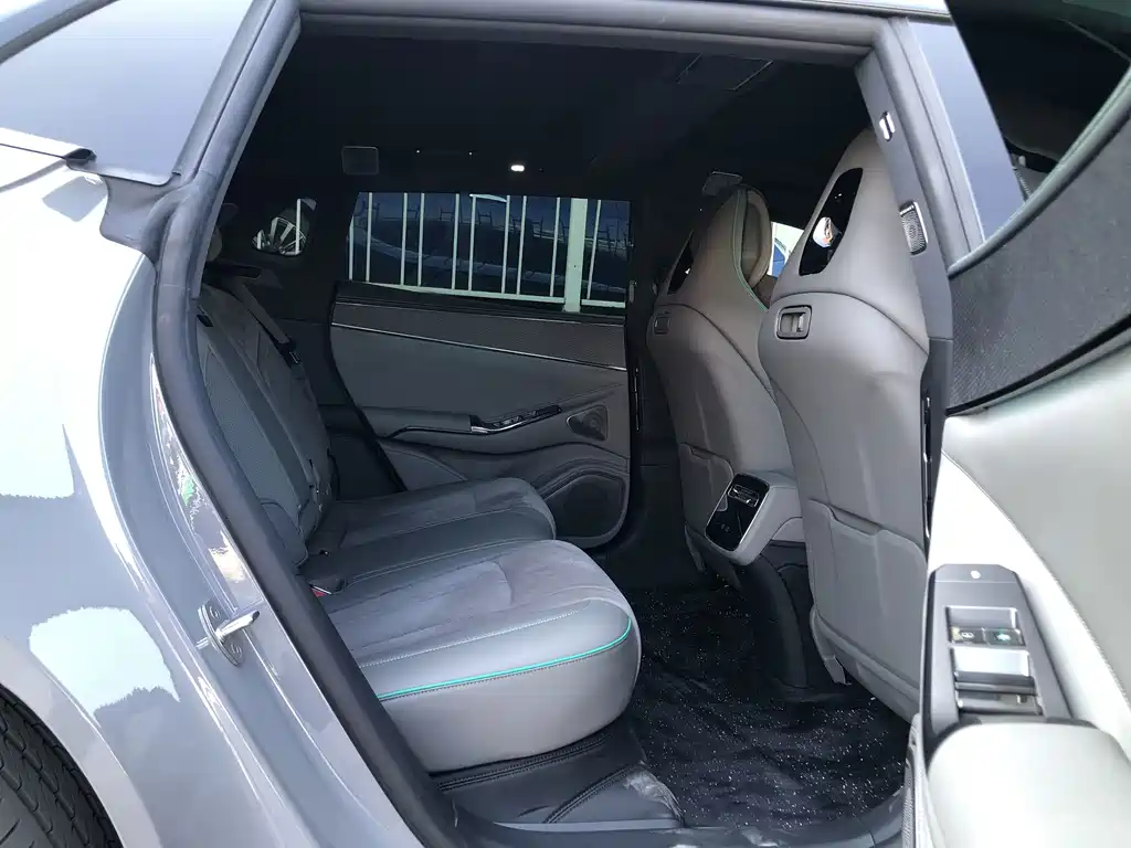 Denza Denza Z9GT — миниатюра 19