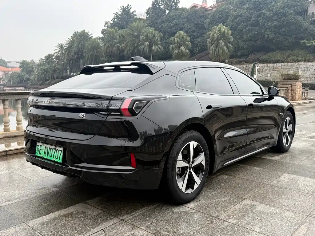 ZEEKR EXTREME KRYPTON 001