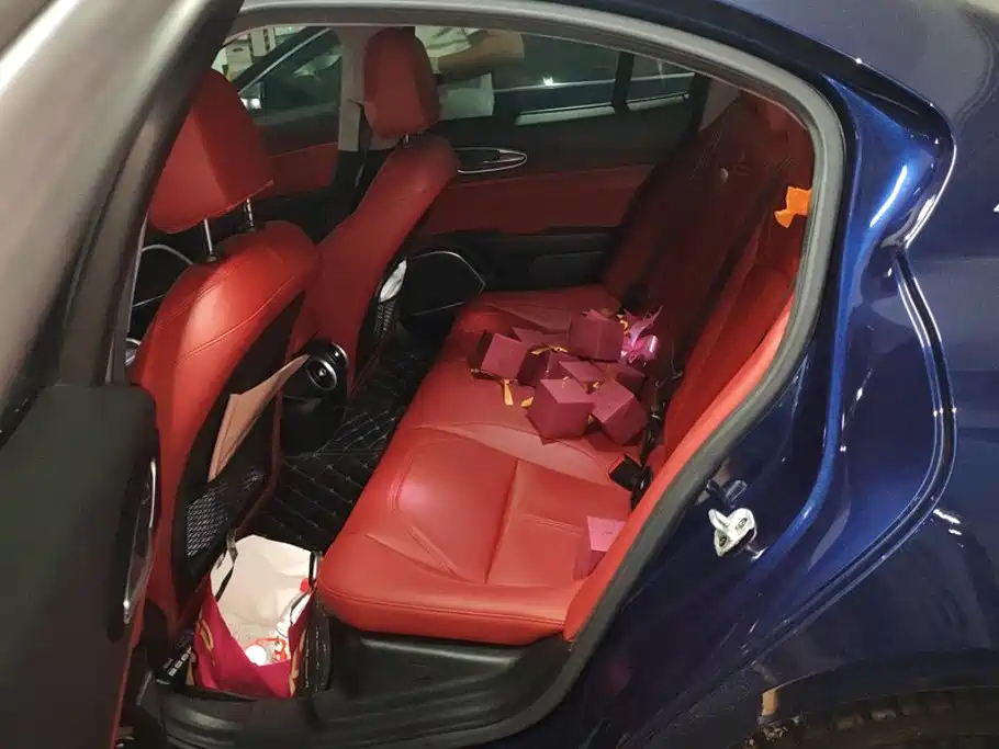 Alfa Romeo Giulia — миниатюра 11