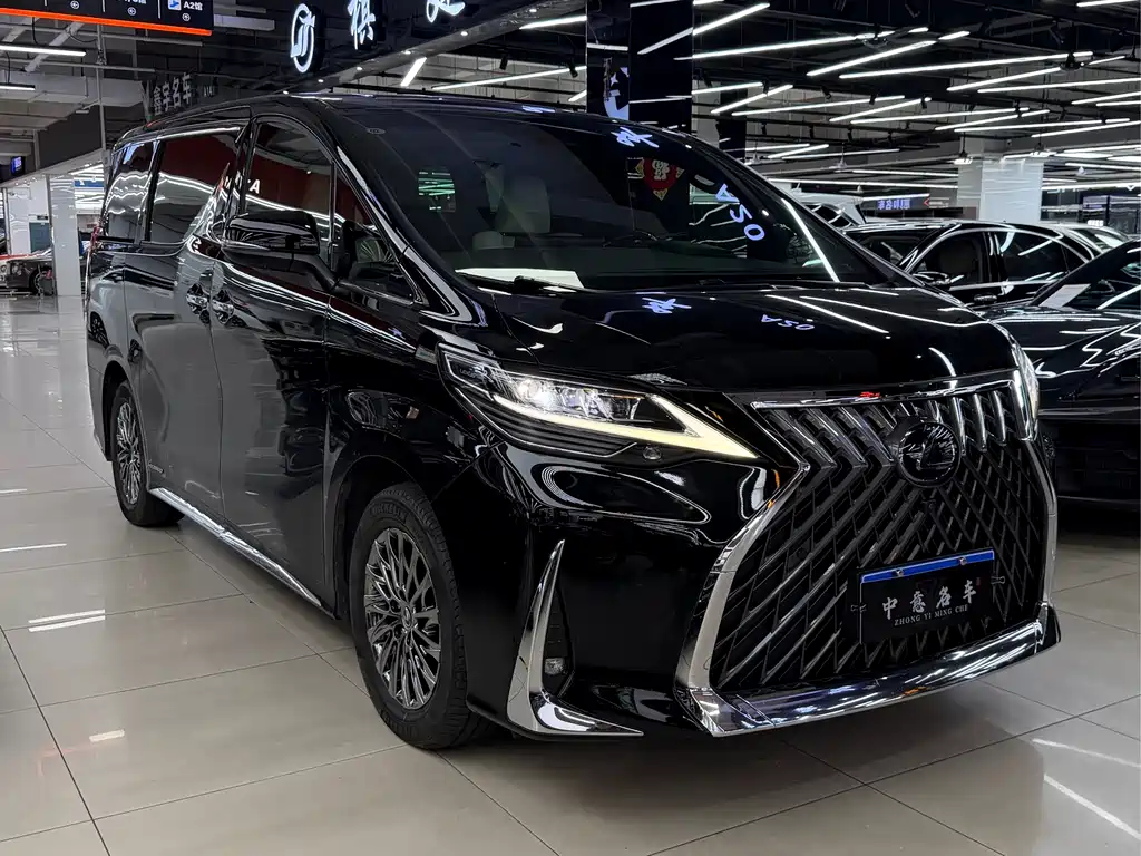 Lexus LM — миниатюра 3