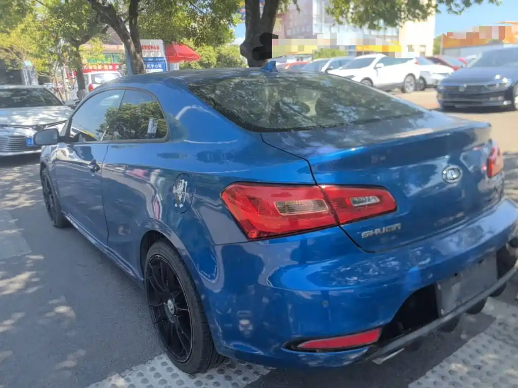 Kia Shuma — миниатюра 5