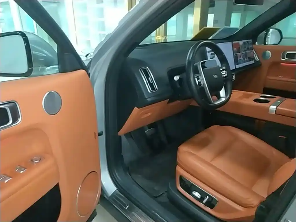 Li Auto Li L8 — миниатюра 16