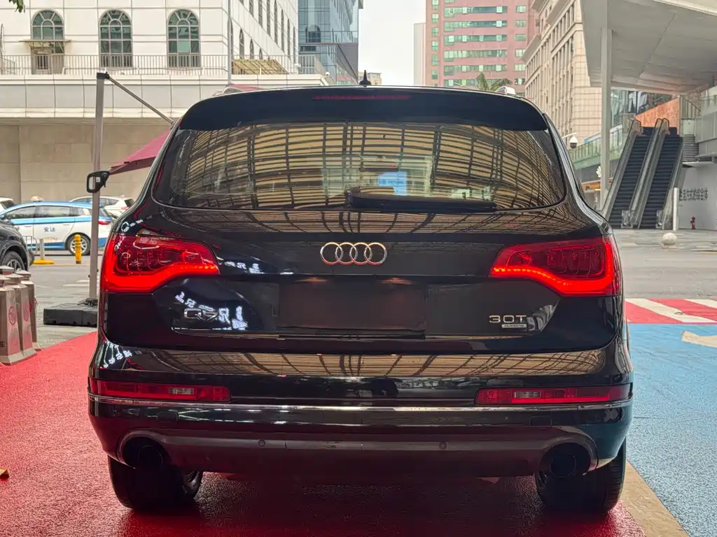 Audi Q7 2012 3.0 TFSI Comfort (200kW