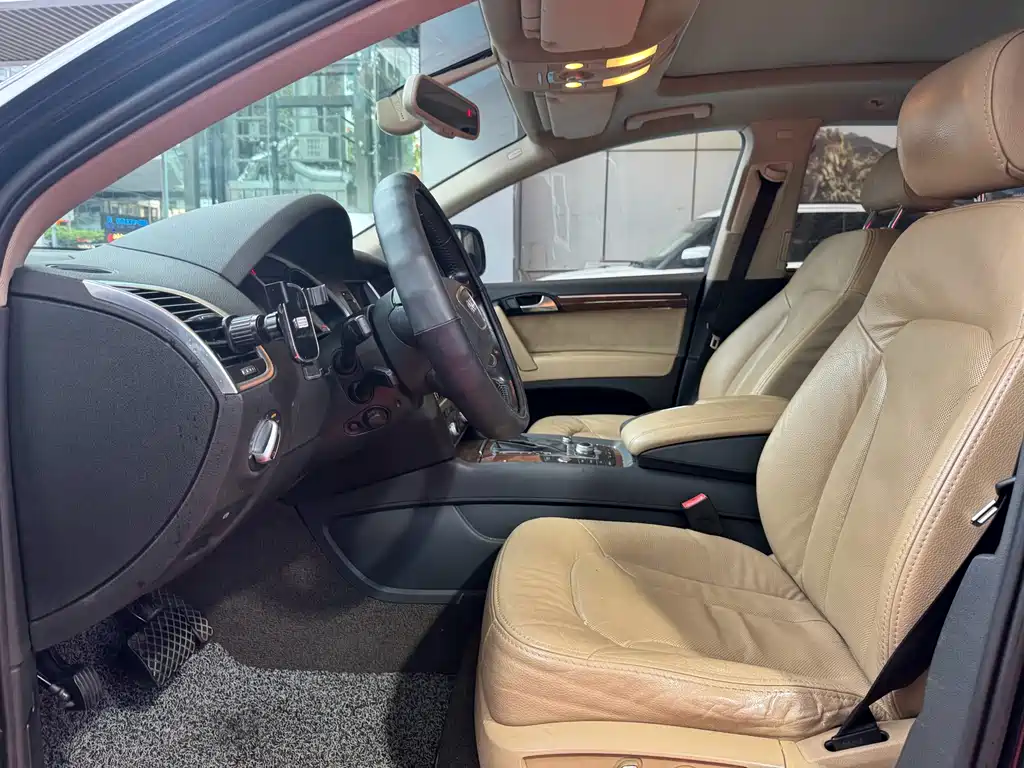 Audi Q7 2012 3.0 TFSI Comfort (200kW