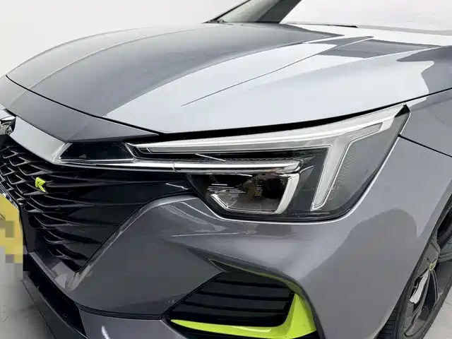 Roewe i6 MAX — миниатюра 15