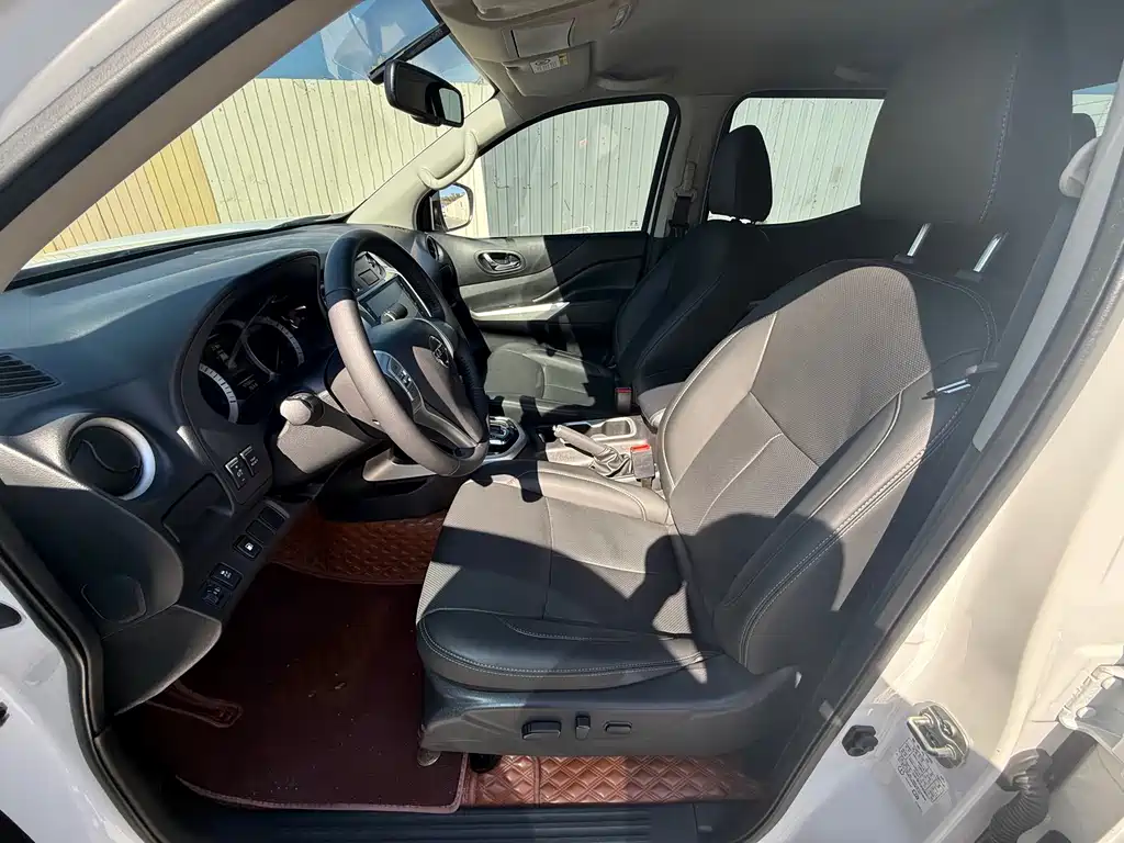 Nissan Navara — миниатюра 4