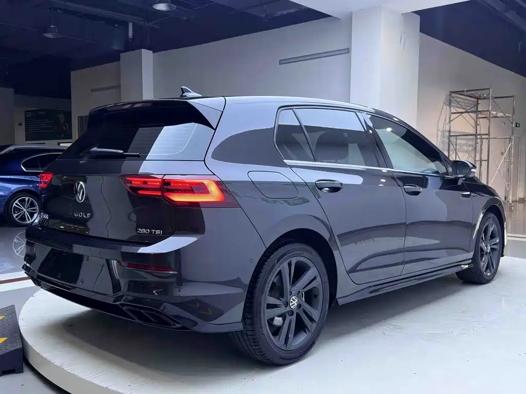 Volkswagen Golf — миниатюра 6