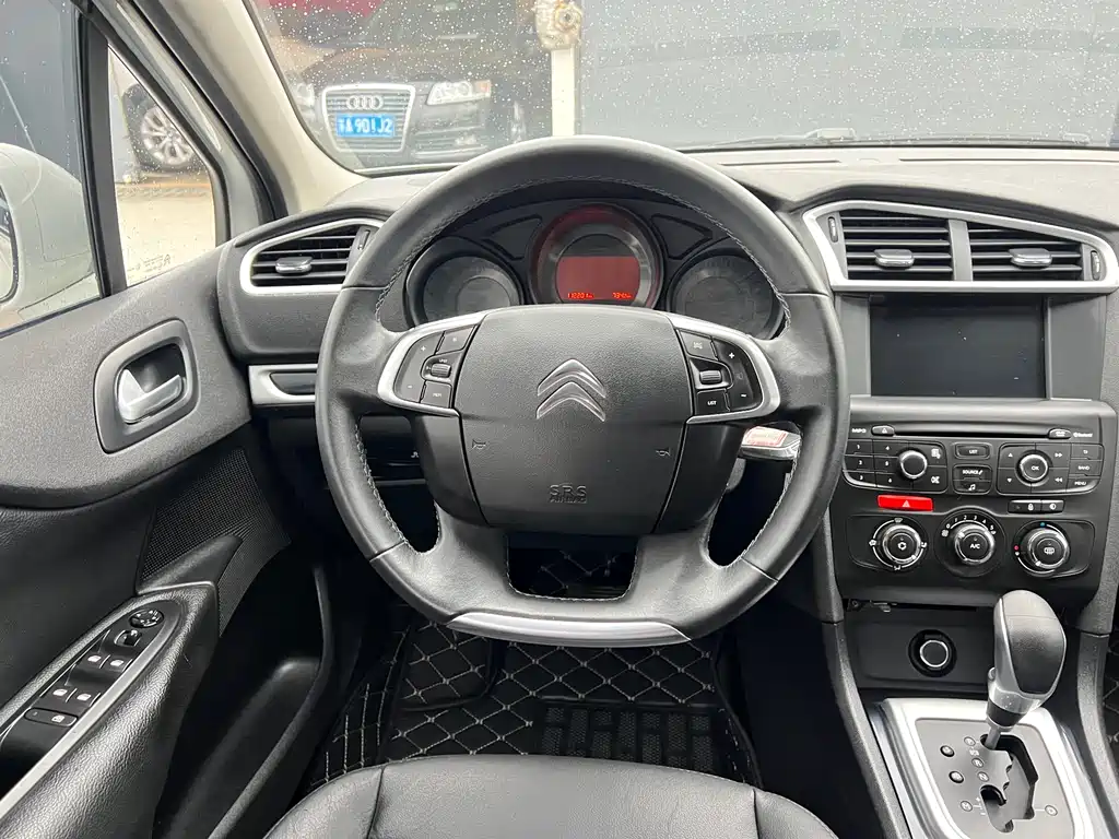 Citroen C4L 1.8L Auto Luxury Edition, фото 13