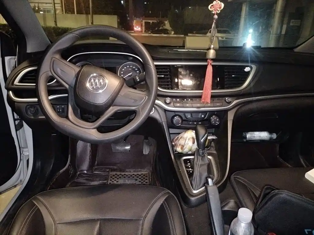 Buick Excelle — миниатюра 10