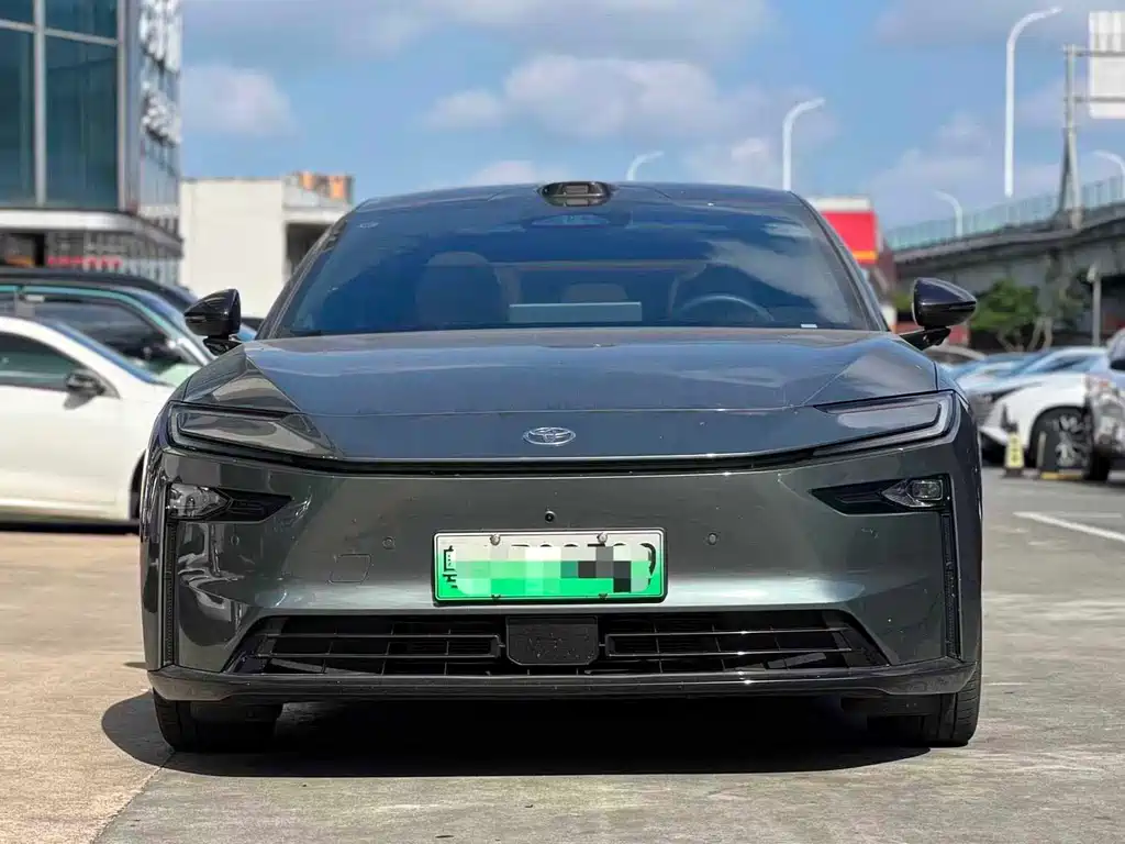 Toyota bZ7 — миниатюра 2