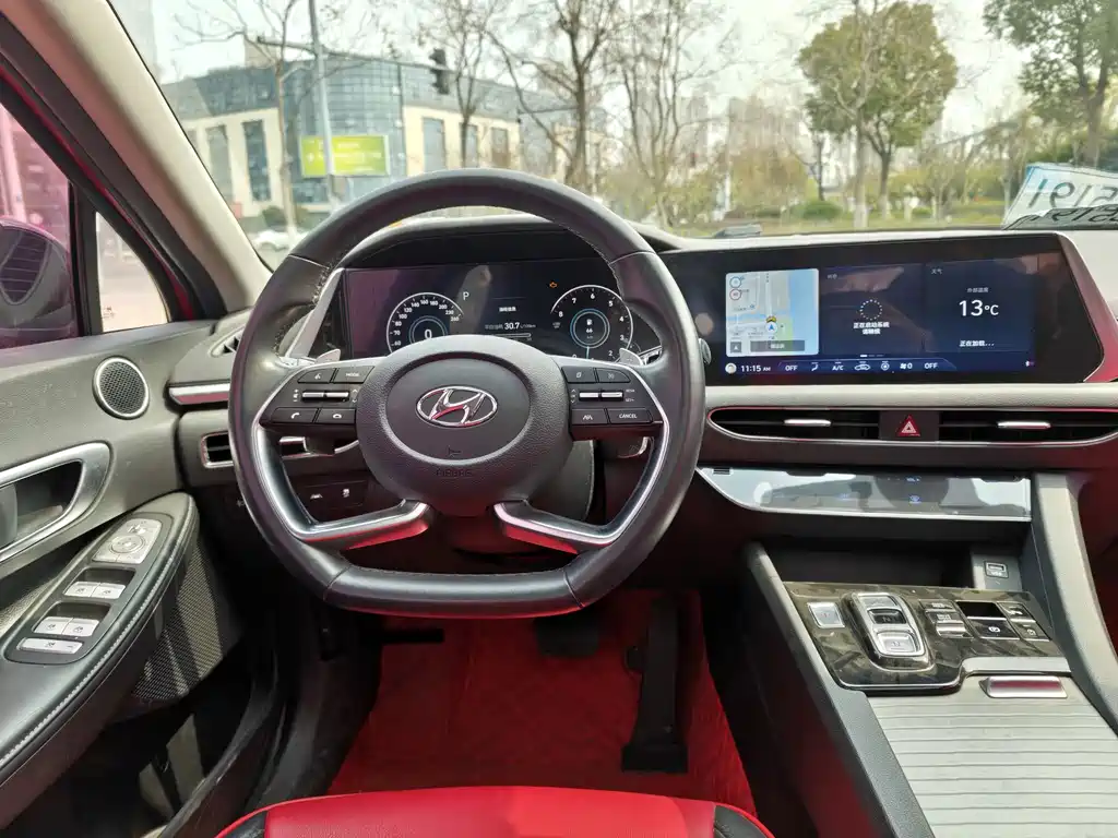 Hyundai Sonata — миниатюра 10