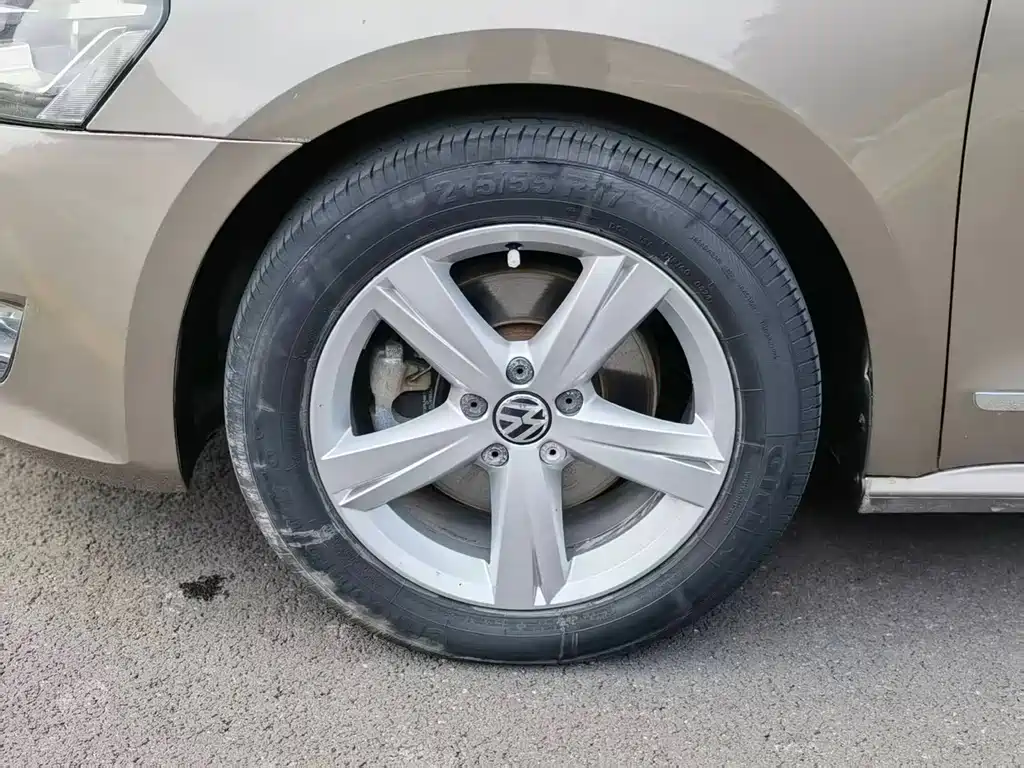 Volkswagen Passat — миниатюра 5