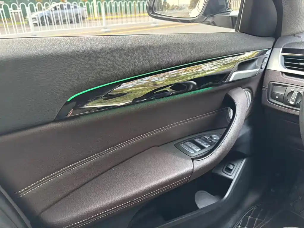 BMW X2 — миниатюра 16