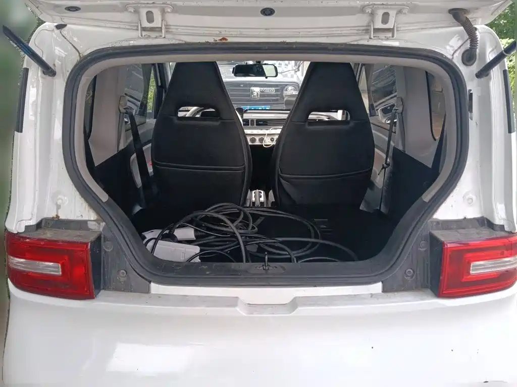 Wuling MINIEV — миниатюра 10