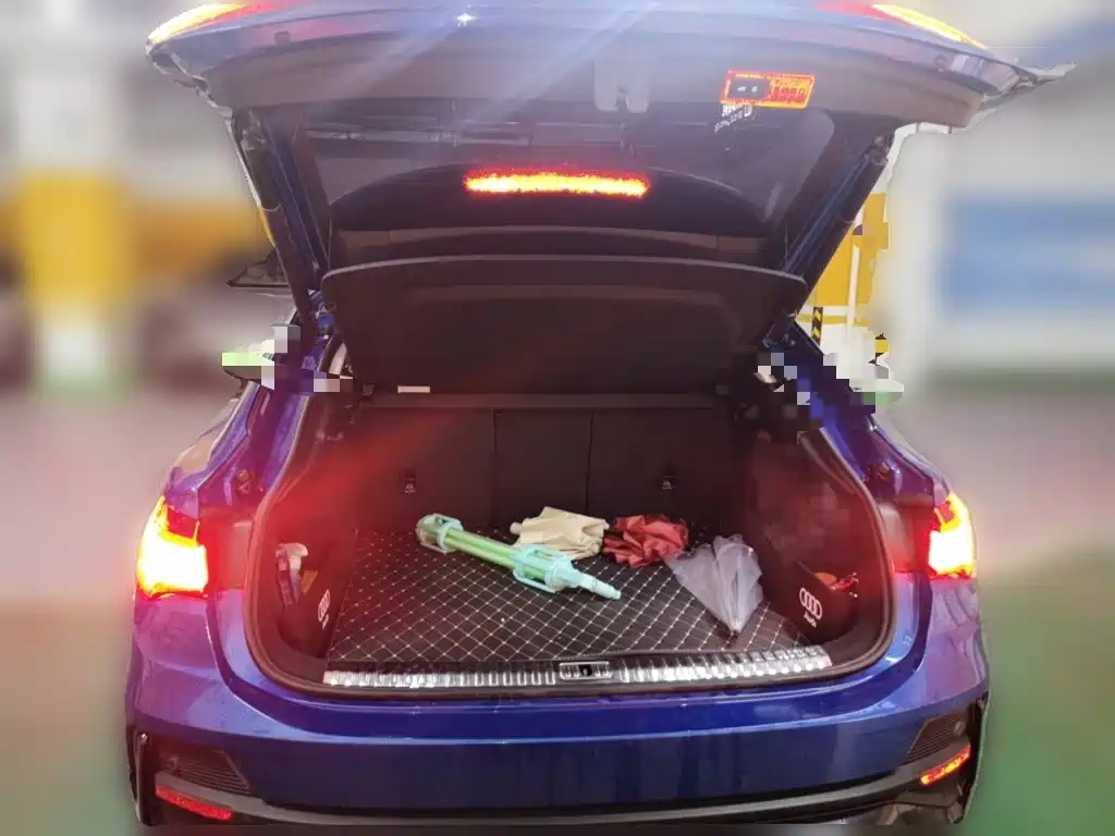 Audi Q3 Sportback — миниатюра 15