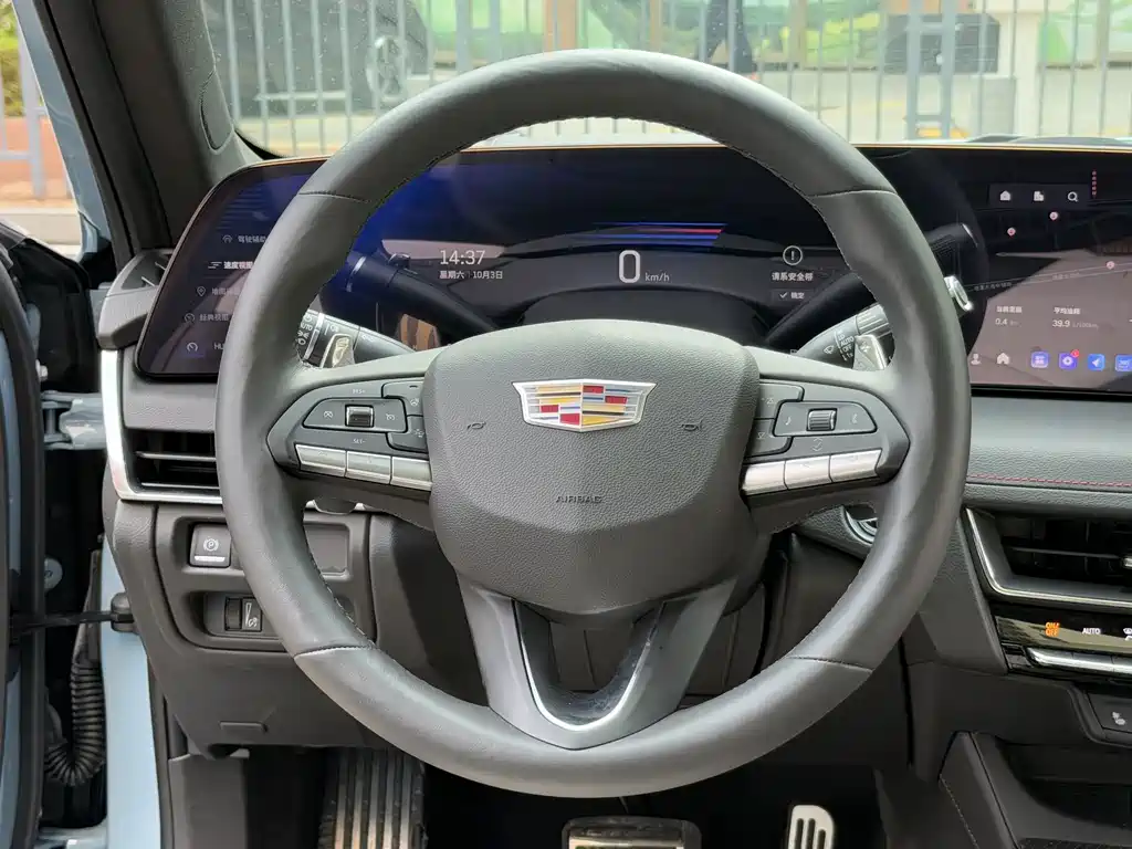 Cadillac CT5 — миниатюра 24