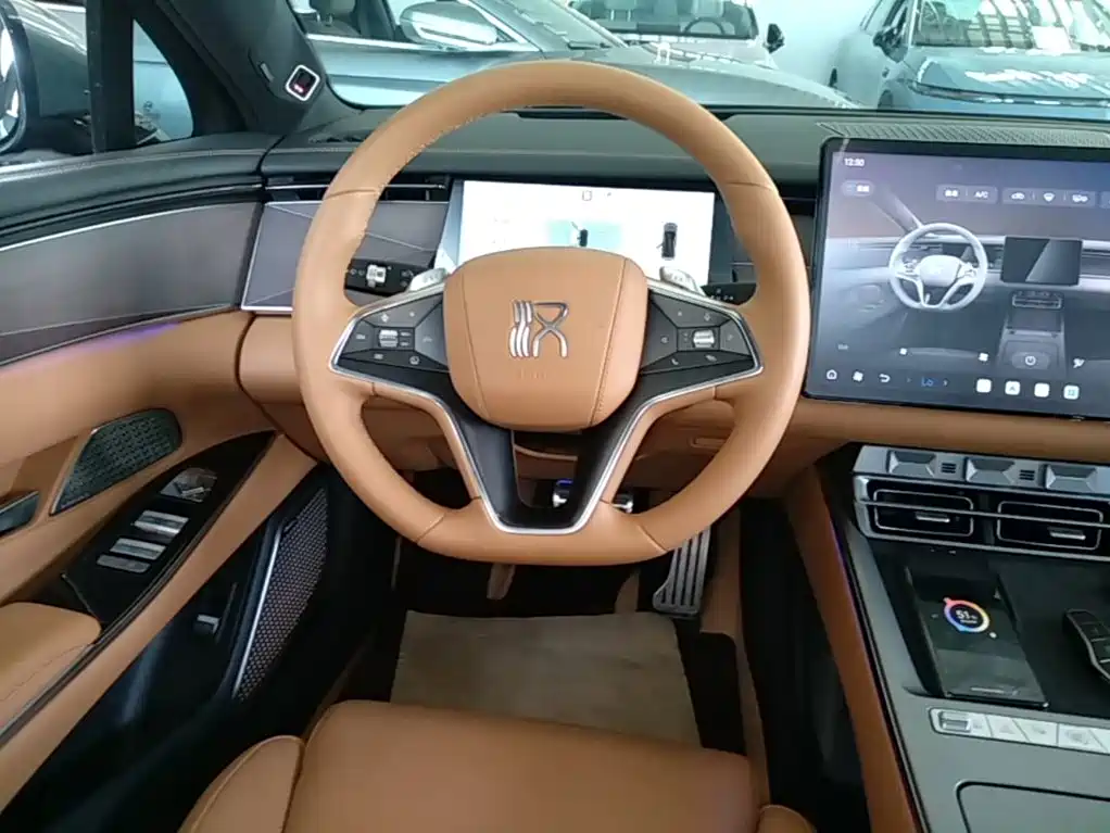 BYD Хань Ли — миниатюра 11
