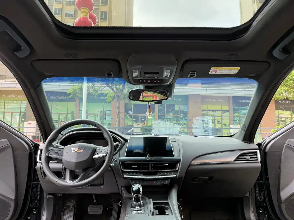 Cadillac CT5 — миниатюра 26