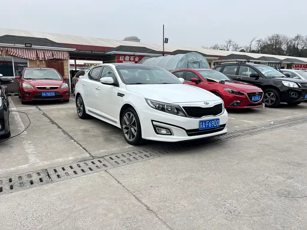 Kia K5 2.0L Auto PREMIUM, фото 3