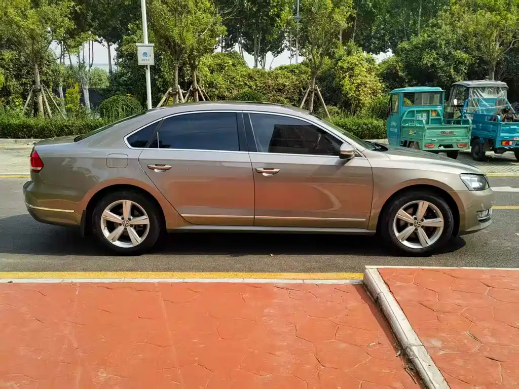 Volkswagen Passat — миниатюра 10