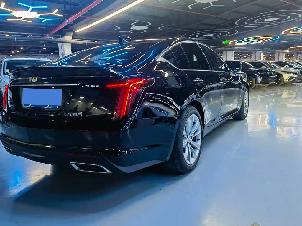CADILLAC CT5