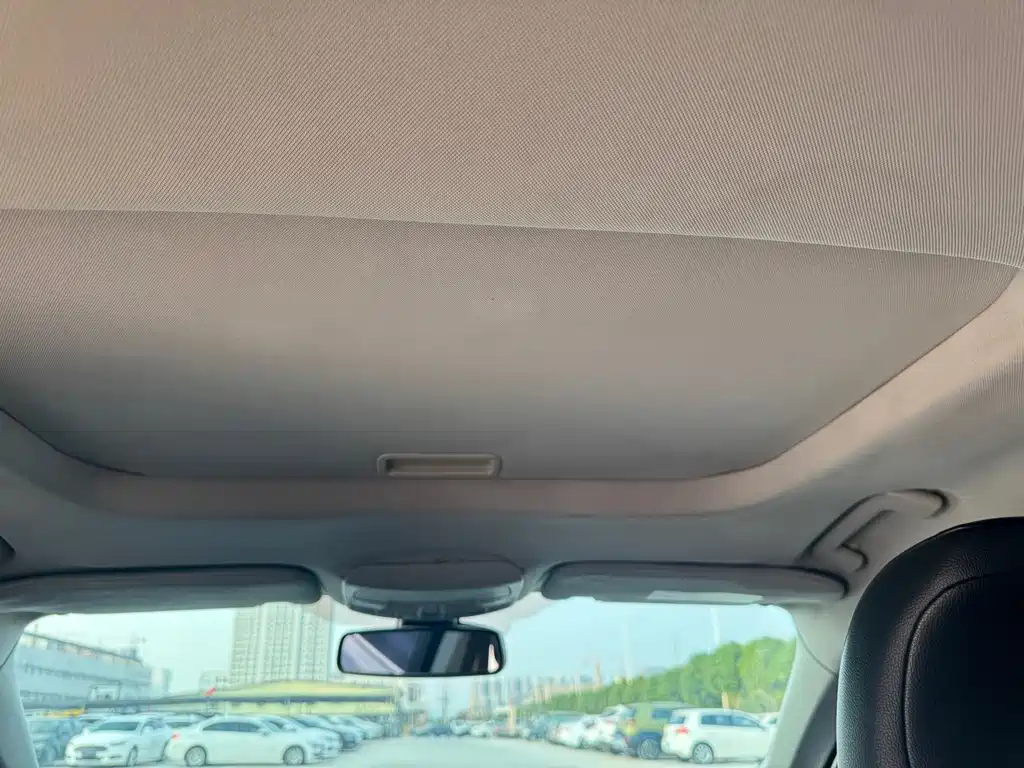 Ford Mondeo — миниатюра 12