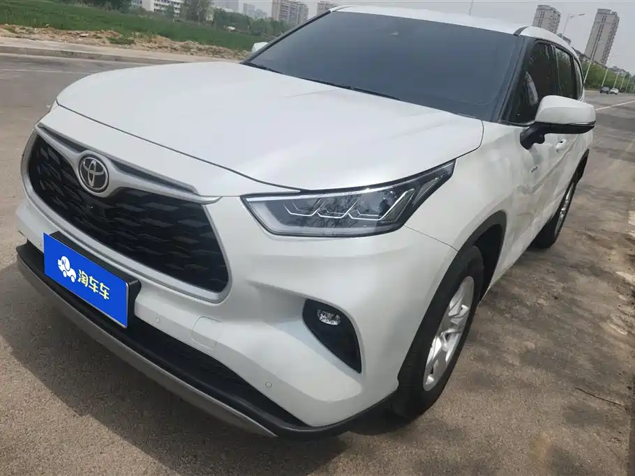 Toyota Highlander 2025