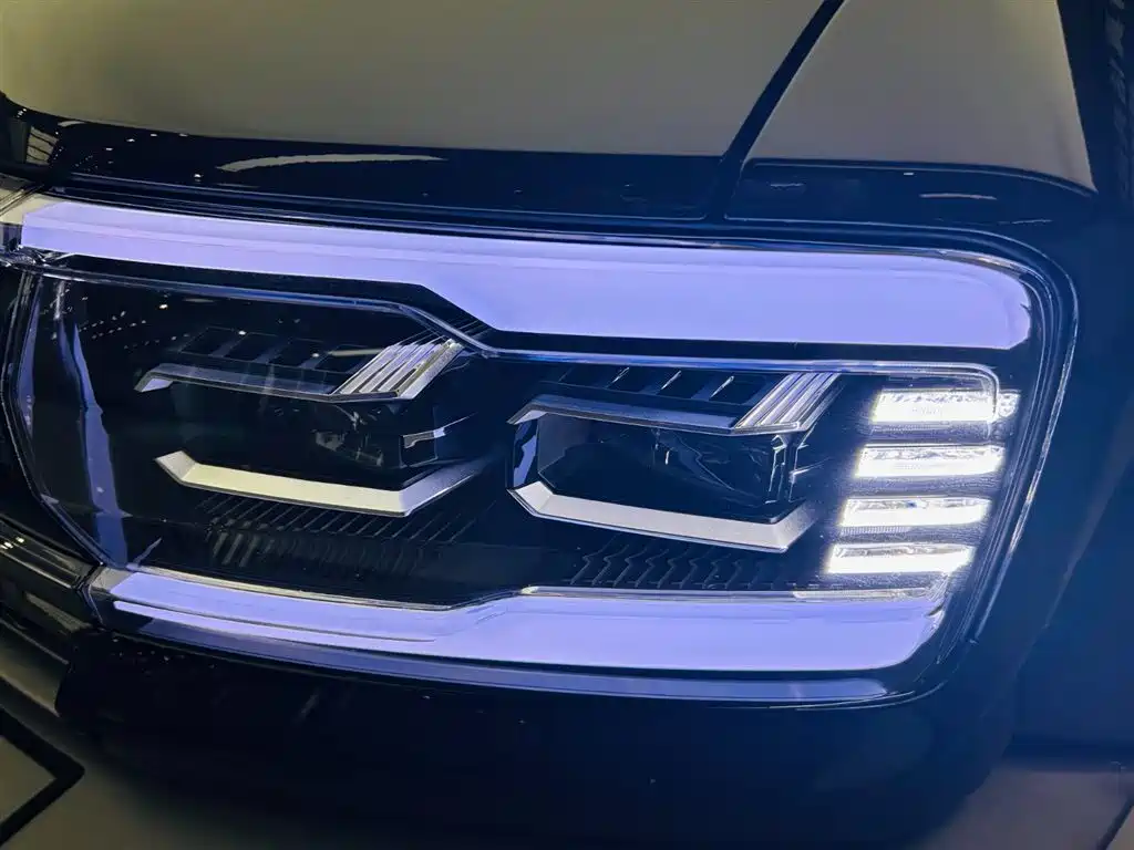 FANG CHENG BAO LEOPARD 5