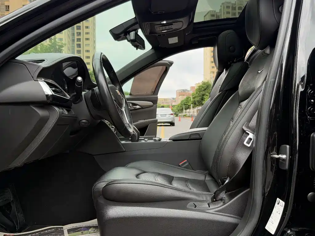 Cadillac CT6 — миниатюра 23