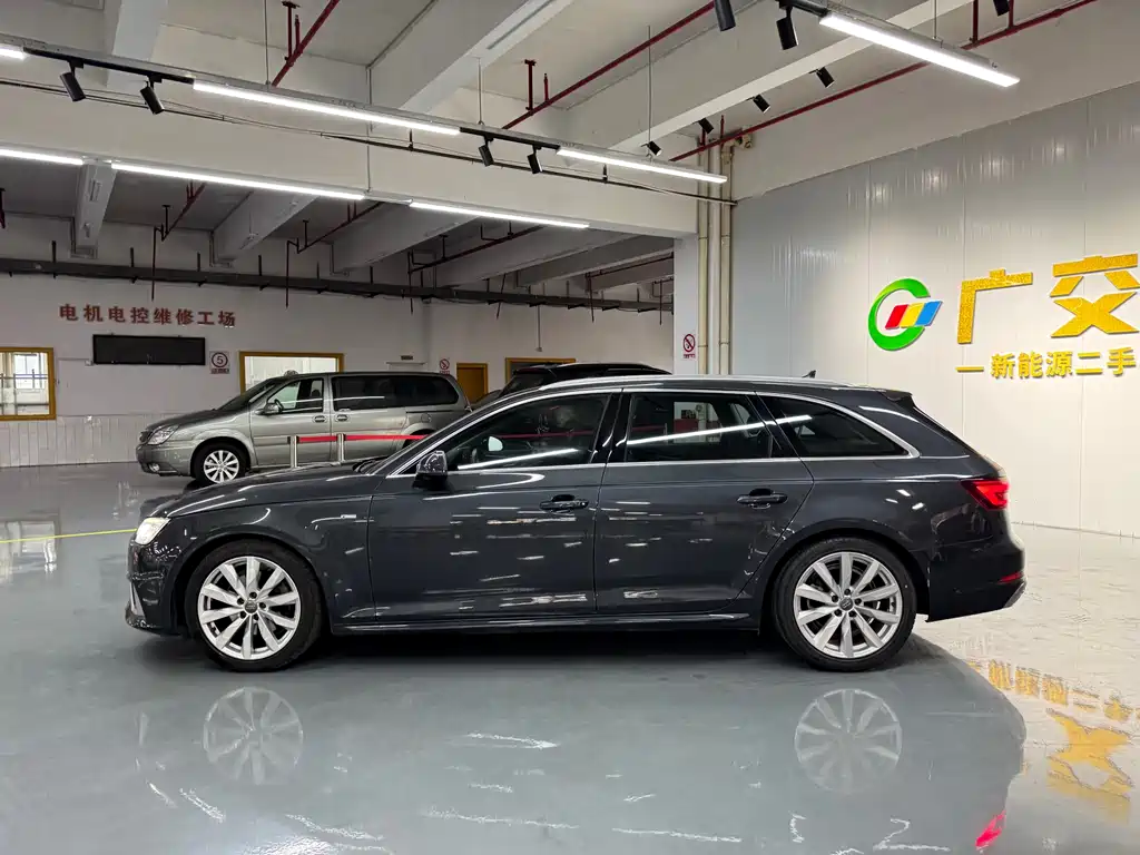 Audi A4 2020 Avant 40 TFSI Fashion