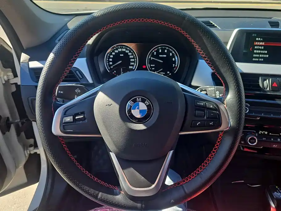 BMW X1 — миниатюра 15
