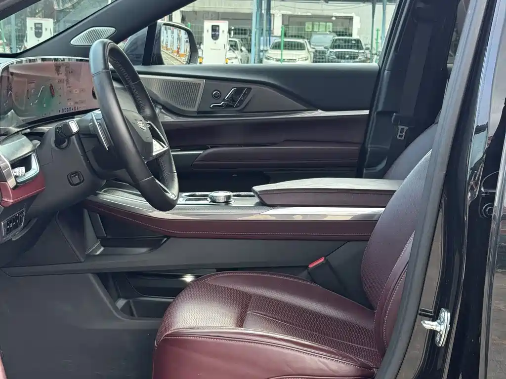 Cadillac XT5 — миниатюра 20