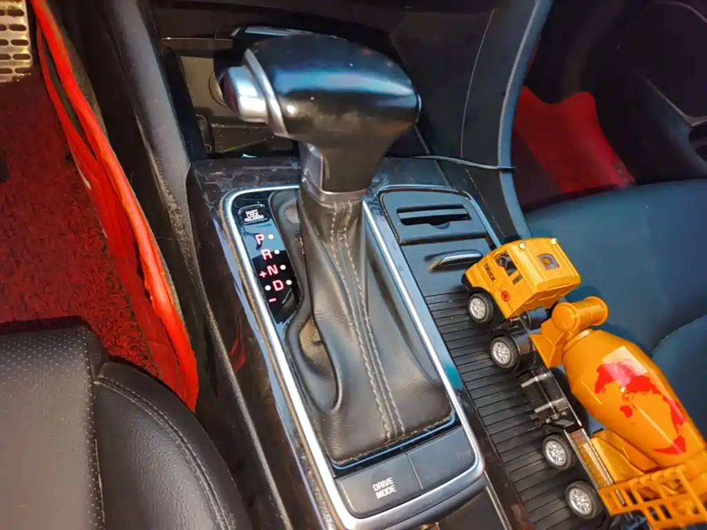 Kia K5 — миниатюра 14