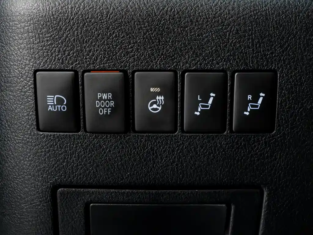 Toyota Vellfire — миниатюра 17