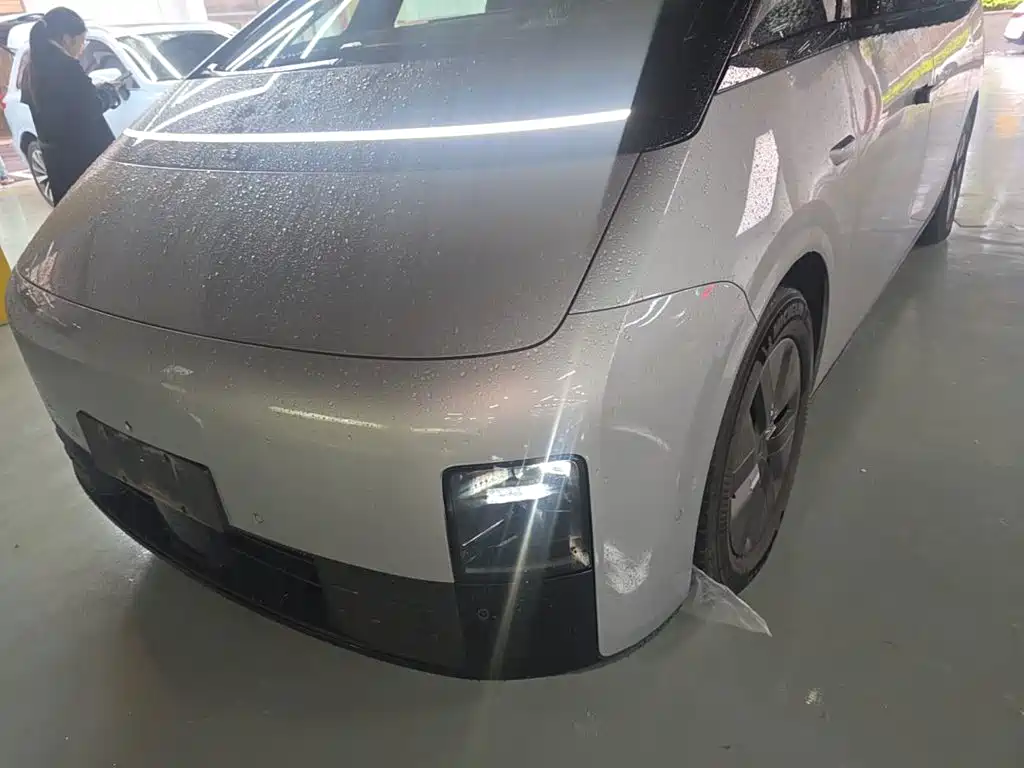 Li Auto Li MEGA — миниатюра 24