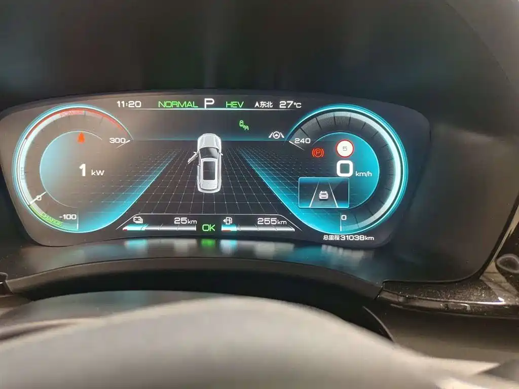 BYD PLUS New Energy — миниатюра 11