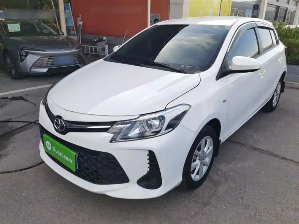 Купить Toyota Vios FS