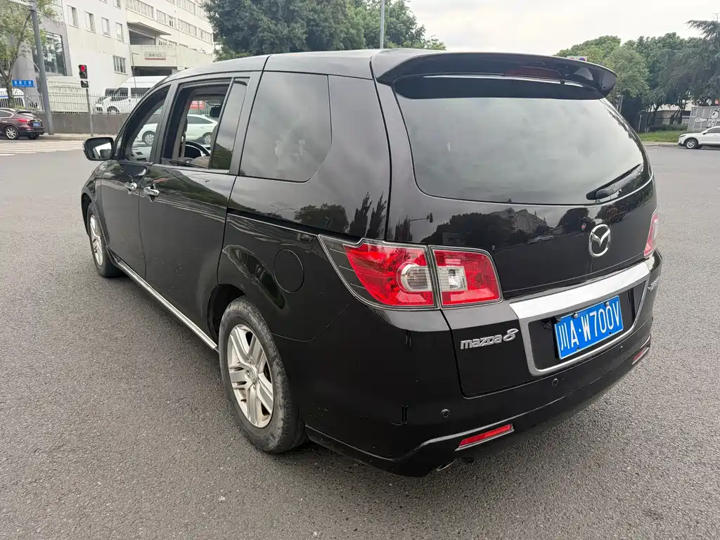Mazda 8 — миниатюра 4