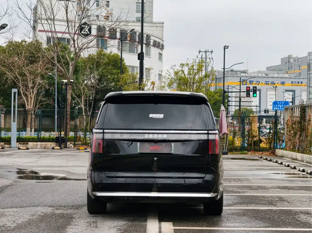 ZEEKR EXTREME KRYPTON 009