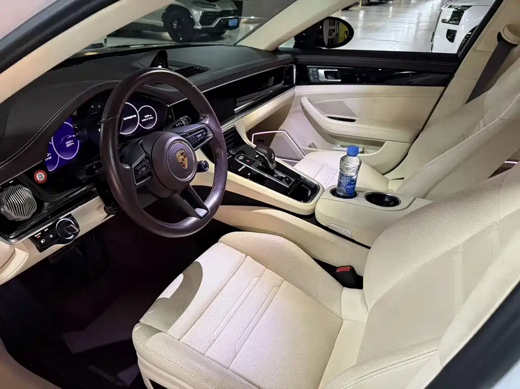 Porsche Panamera — миниатюра 2