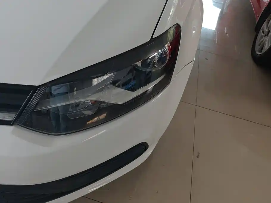 Volkswagen Polo — миниатюра 5