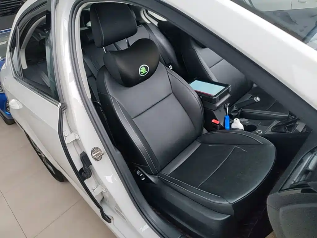 Skoda Octavia — миниатюра 25