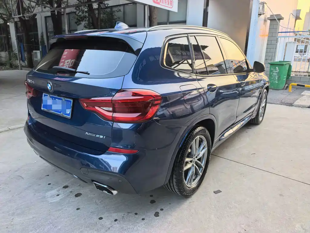 BMW X3 — миниатюра 15