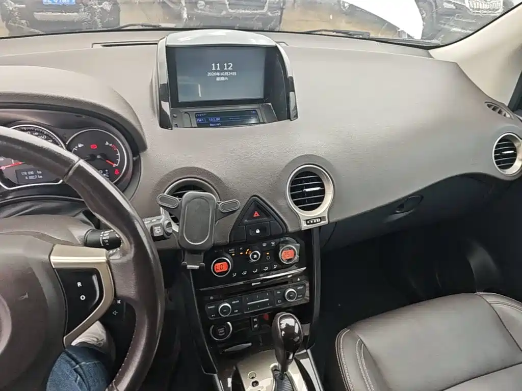 Renault Koleos (Import) — миниатюра 13