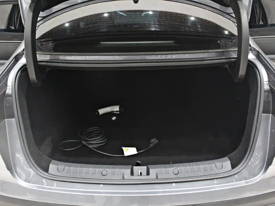 BYD Qin L — миниатюра 13