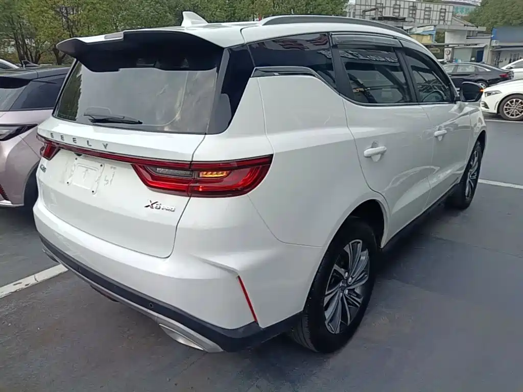 Geely Vision X6 — миниатюра 7